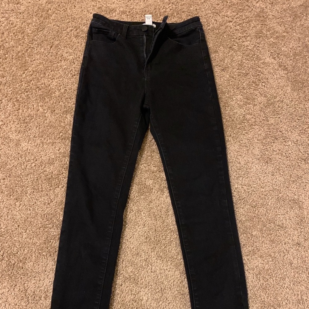 Women’s Black Skinny Jeans